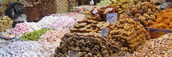 Süssigkeiten und Trockenfrüchte im Ägyptischen Basar