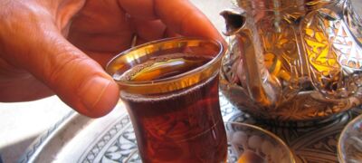 Tee trinken gehört zu den unverzichtbaren türkischen Alltagsritualen